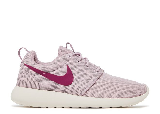 Nike Roshe One Femme 844994 501