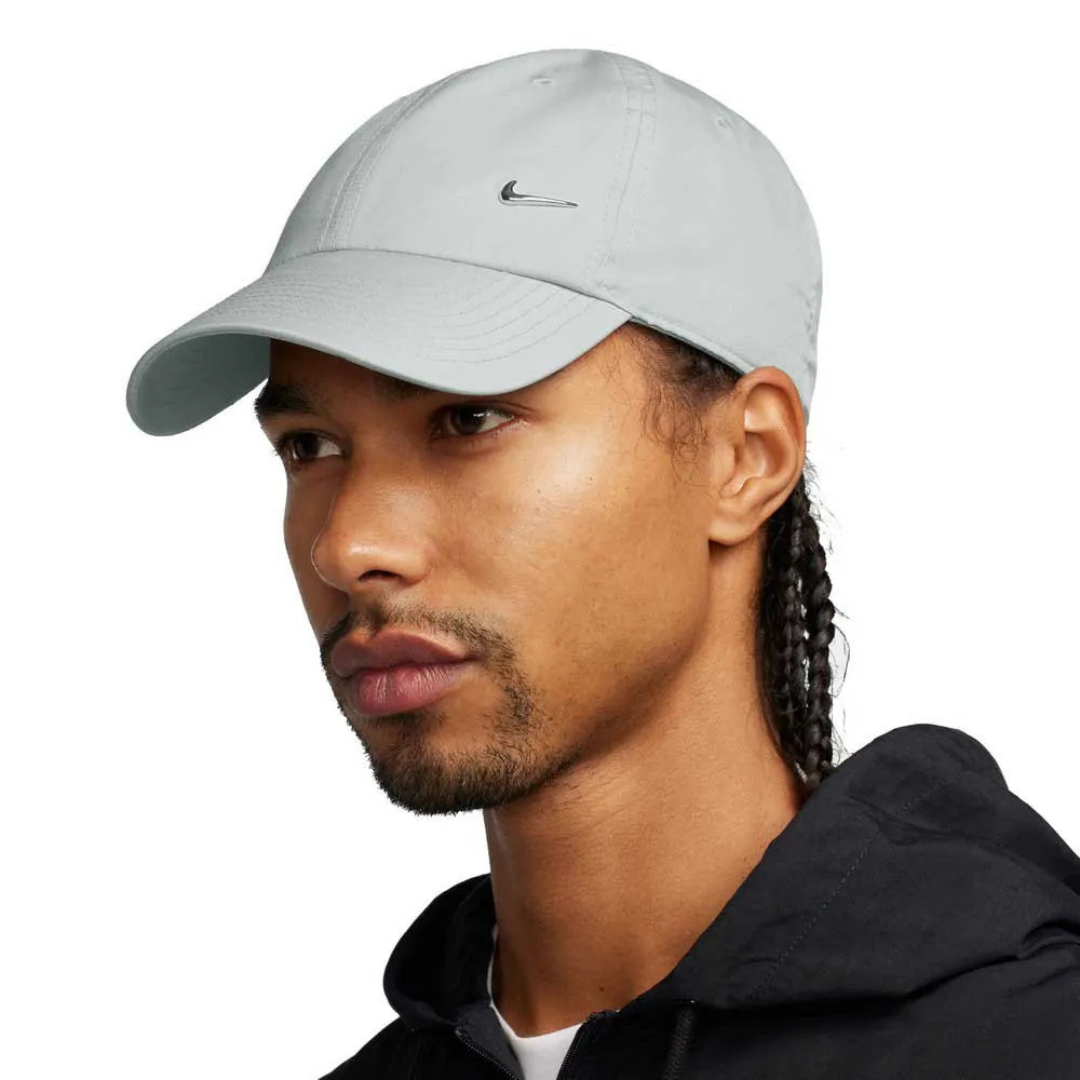 Nike Dri-FIT Club Metallic -Swoosh Logo Cap Unisex FB5372-077
