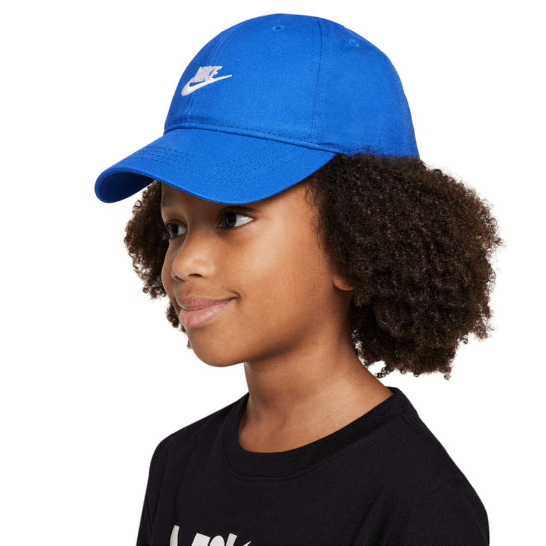 Nike Little Kids’ Futura Curved Brim Cap – Blue 8A2902-U89
