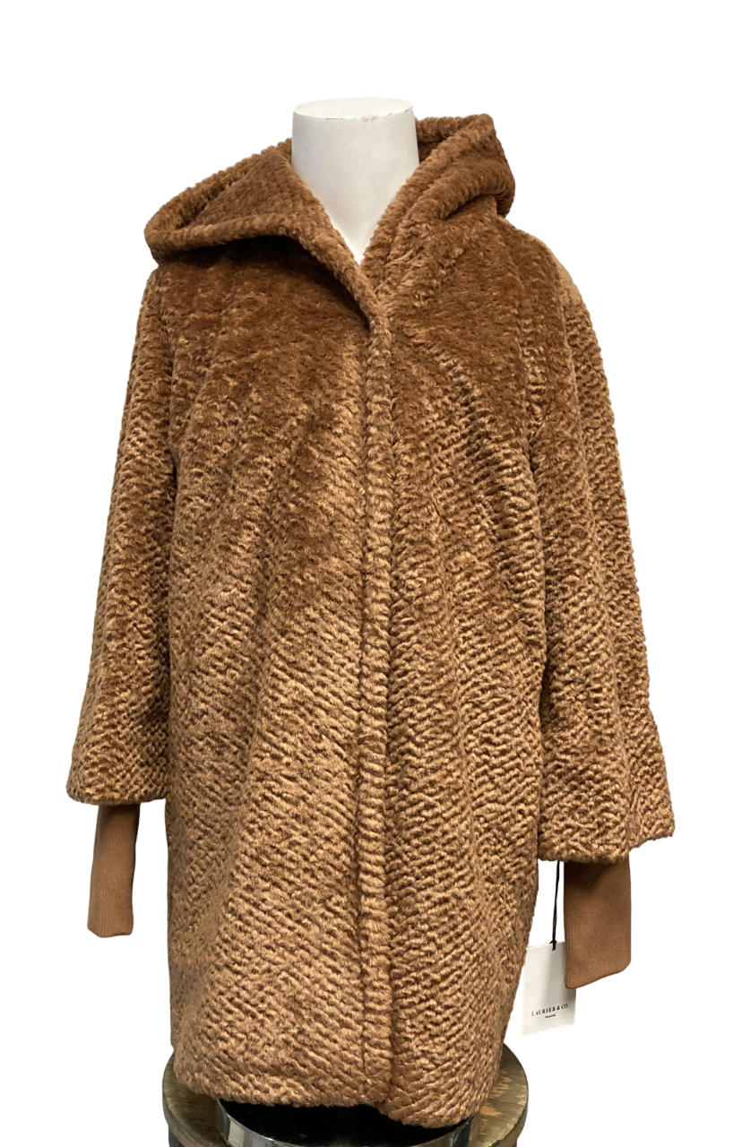 Abrigo de lana para mujer de Laurier & Co.