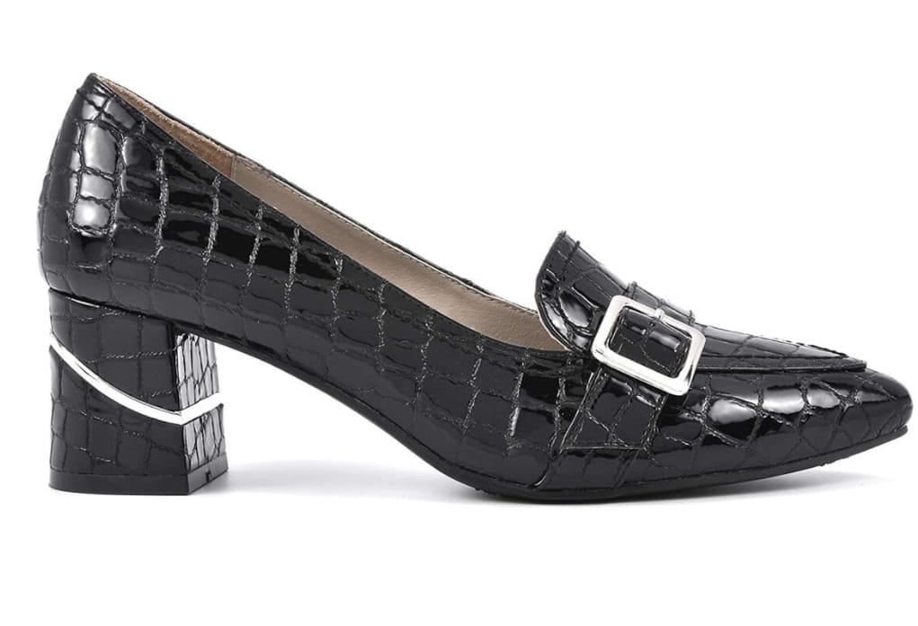Rialto Foremost Black Cprint Patent