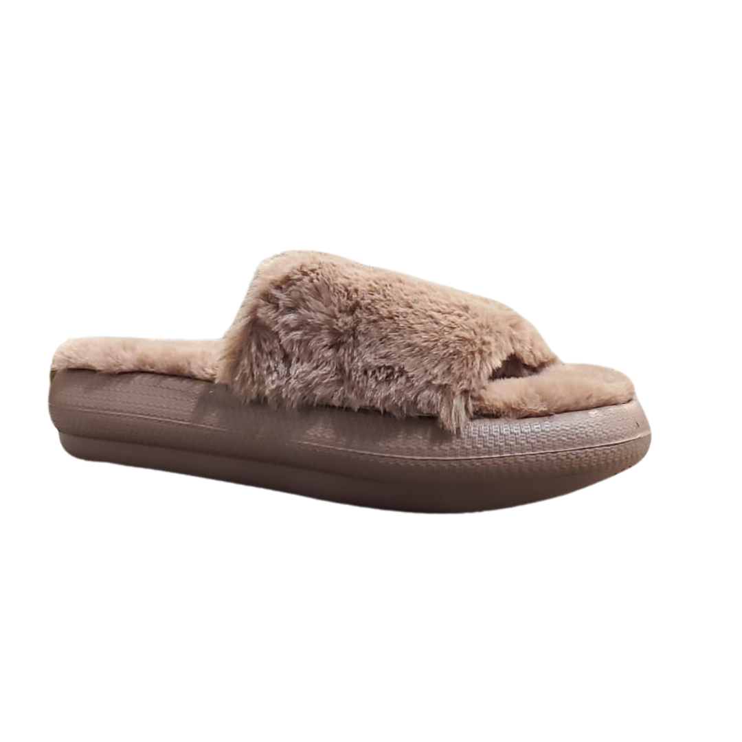 32 Degree Heat Plush Cushion Slide Brown