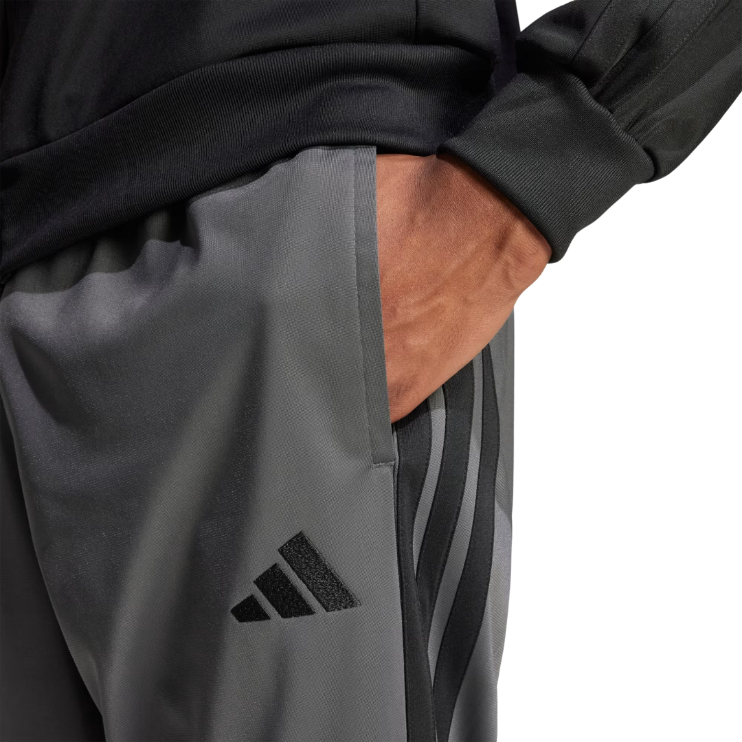 3-Stripes Tricot Regular Tapered Track Pants H46109