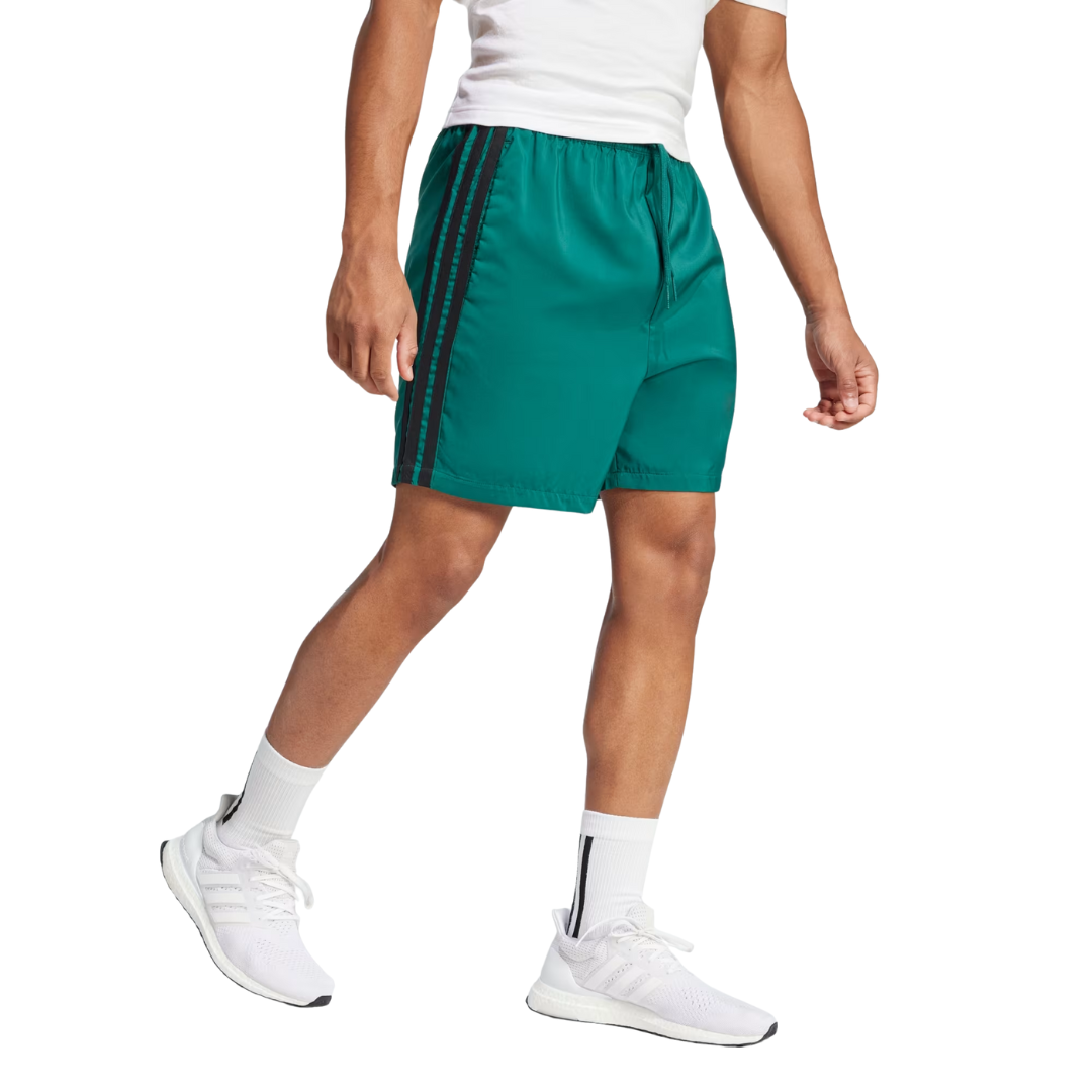 Adidas Men’s Essentials 3-Stripes Chelsea Shorts – JE6440