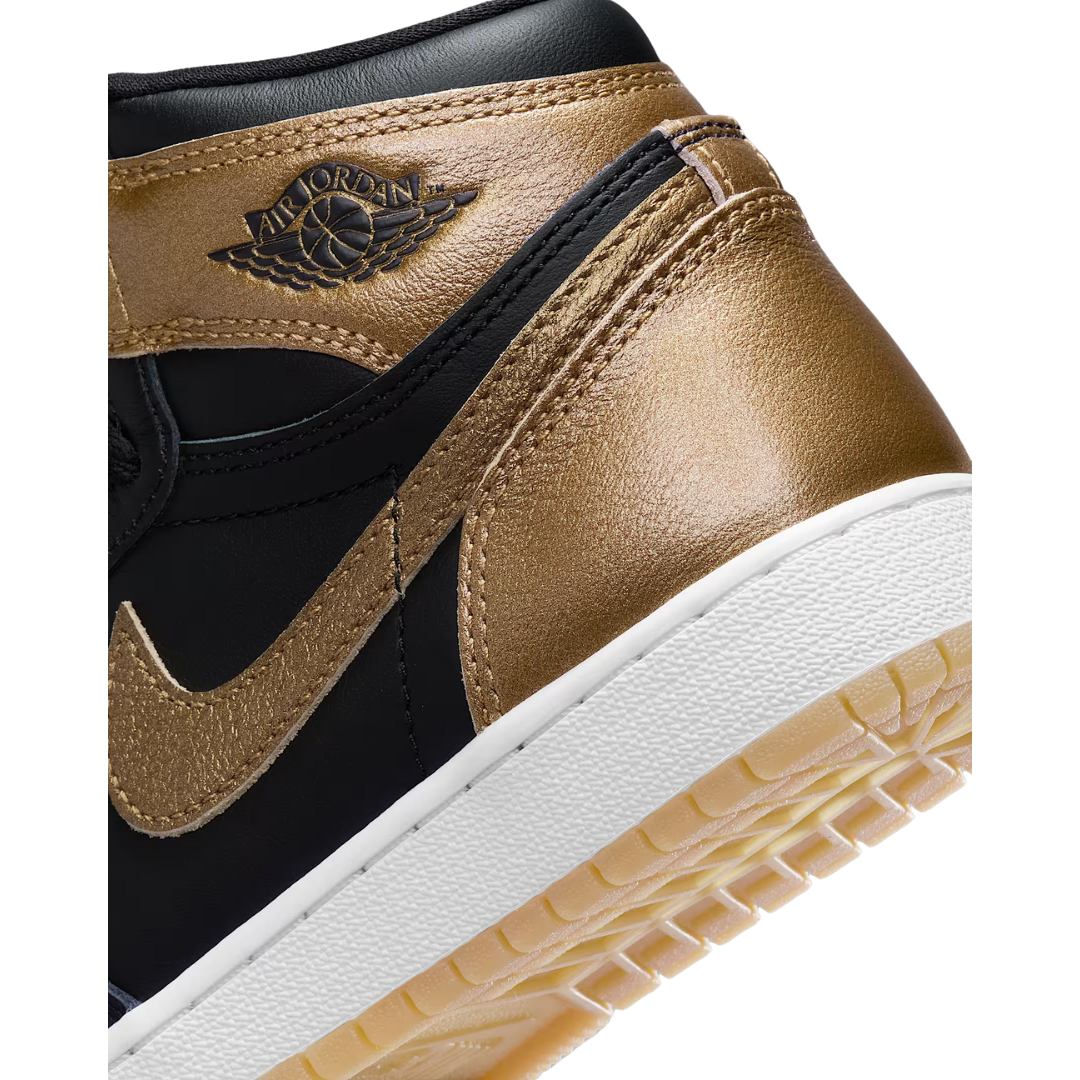 Air Jordan 1 High OG 'Black and Gold' Big Kids' Shoes –FD1437-071