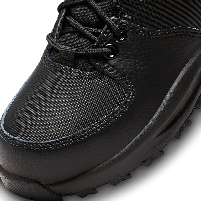 Nike Manoa LTR Big Kids Boots BQ5372 700 in Black Devon Sport