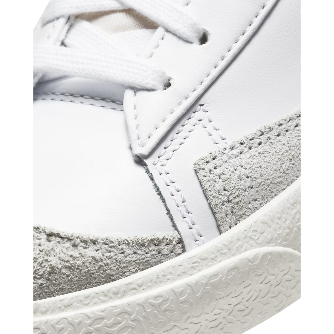 Nike Unisex Blazer Mid '77 Sneaker Shoes – CZ1055-100