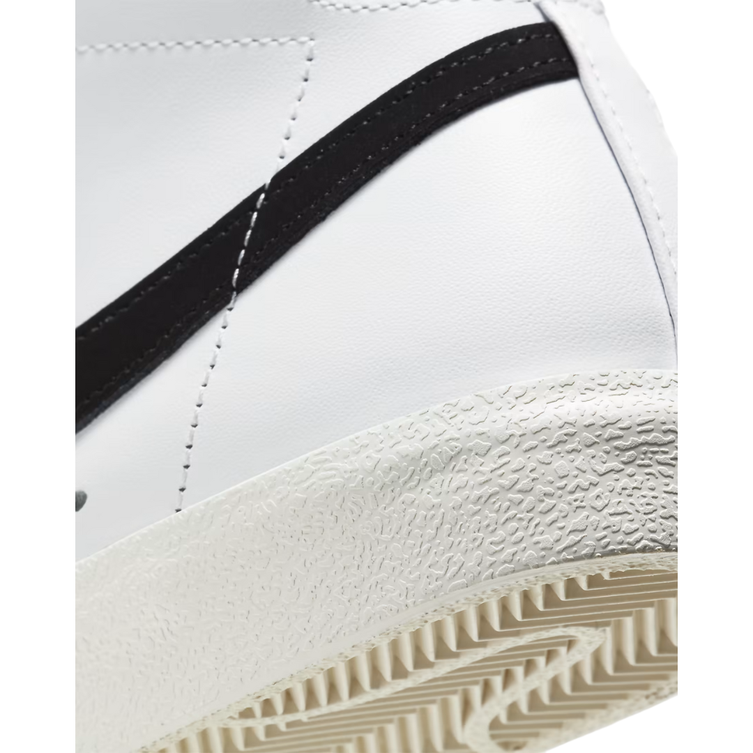 Nike Unisex Blazer Mid '77 Sneaker Shoes – CZ1055-100
