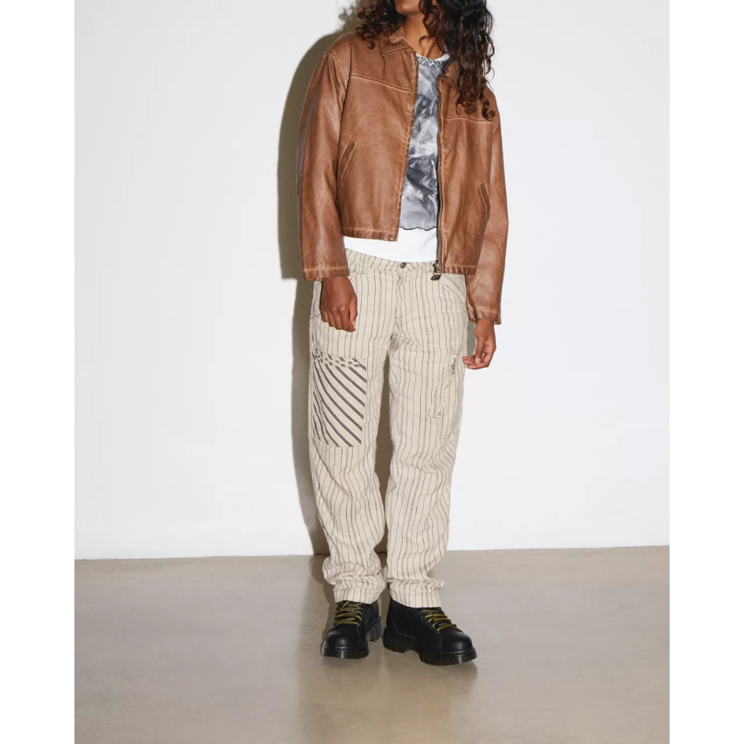 Dr. Martens Woodard Grizzly Leather Low Casual Boots – Black 31045001