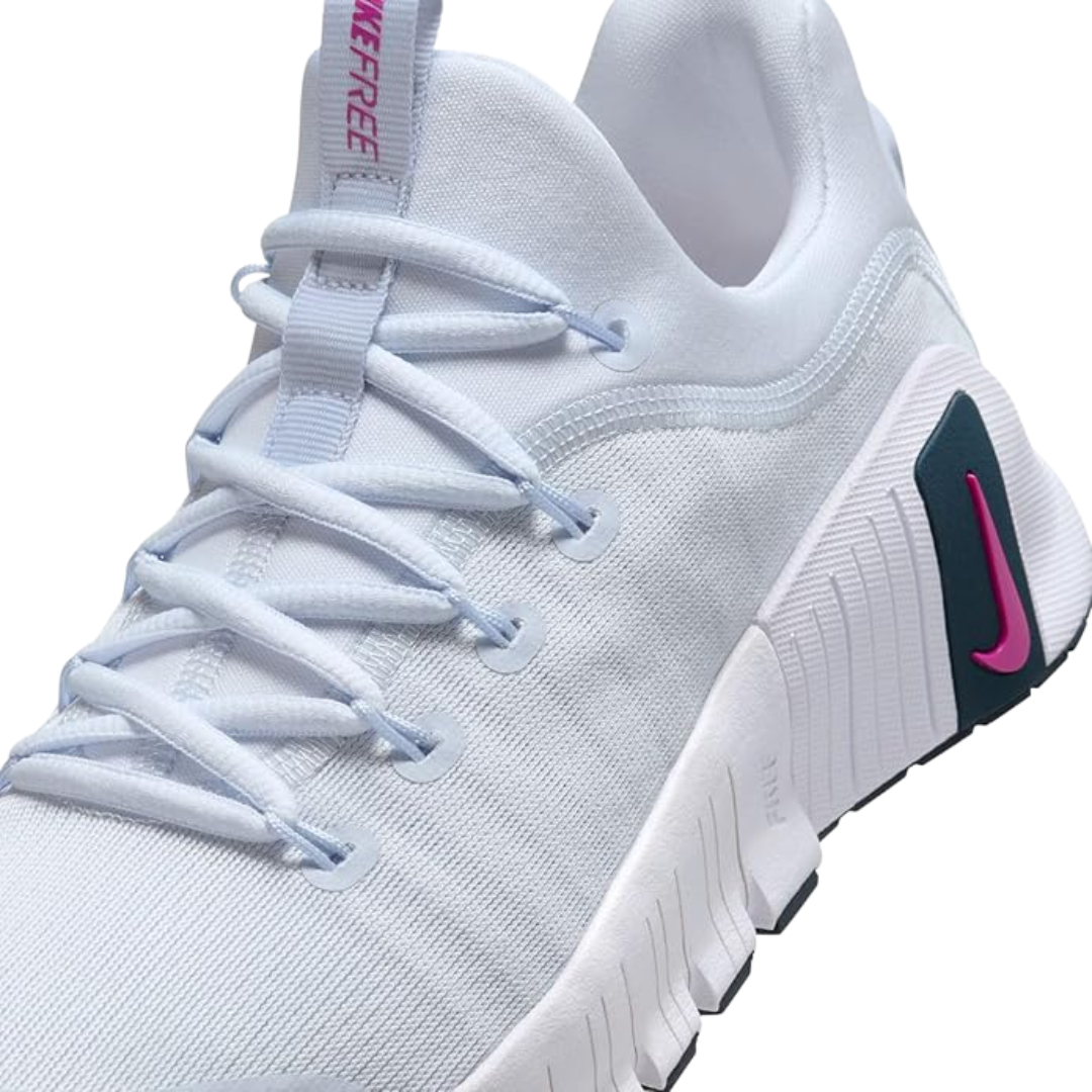 Nike Women's Fee Metcon 6 Training Shoes FJ7126-004