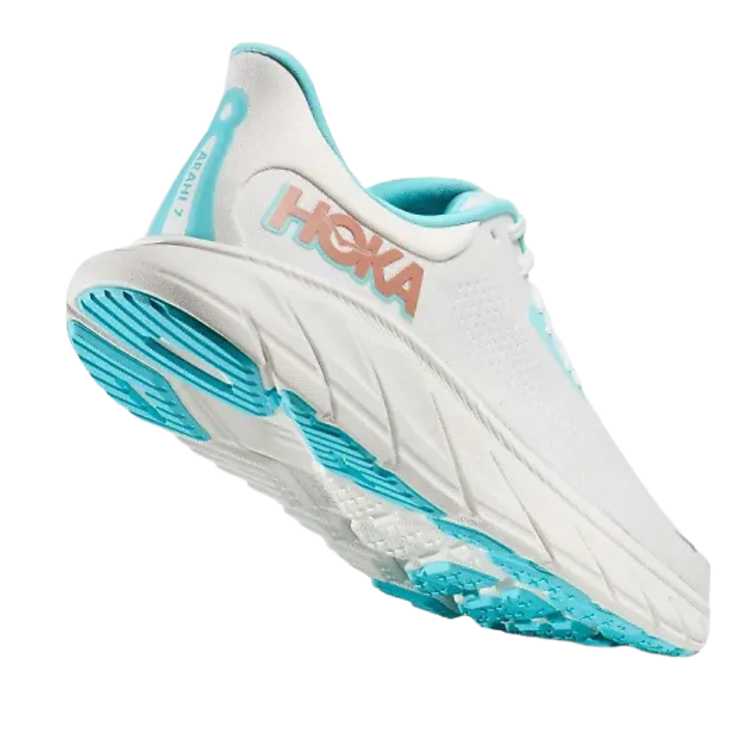 Hoka Women’s Arahi 7 Wide Width – Frost / Rose Gold F27224G