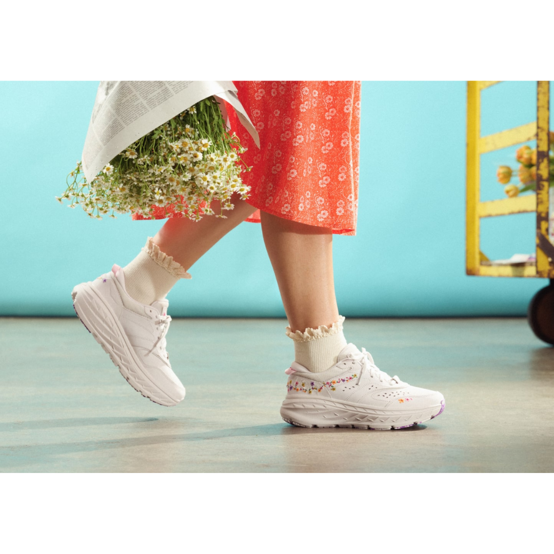 Hoka Women's Vibrant Bloom Bondi L Shoes – 1150924NBS