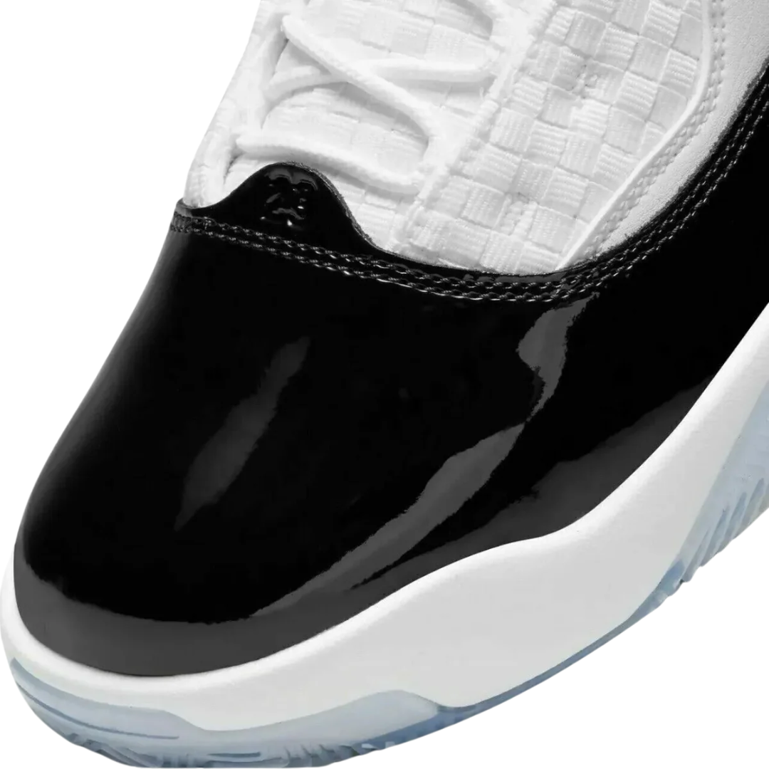 Jordan Max Aura 2 CK6636 102 Blanco/Rojo gimnasio-Negro