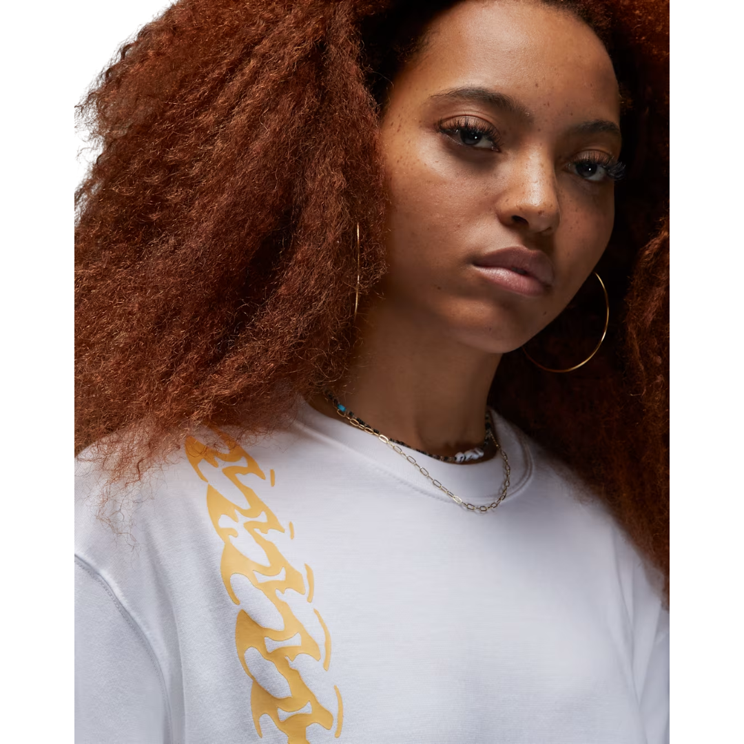 Jordan Women’s Oversized Graphic T-Shirt – DZ3203-100