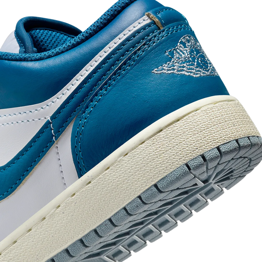 Nike Big Kid's Air Jordan 1 Low SE (GS) Shoes – FN9137 141