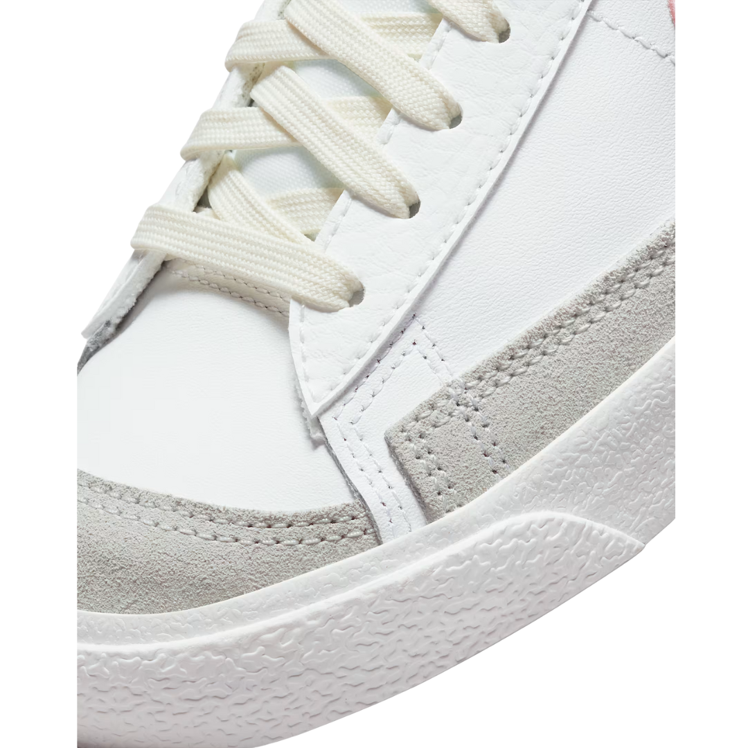 Nike Big Kid's Blazer Mid ’77 Basketball Sneakers – DA4086-106
