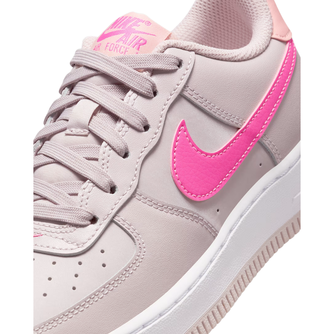 Nike Big Kids’ Air Force 1 Shoes FV5948-002
