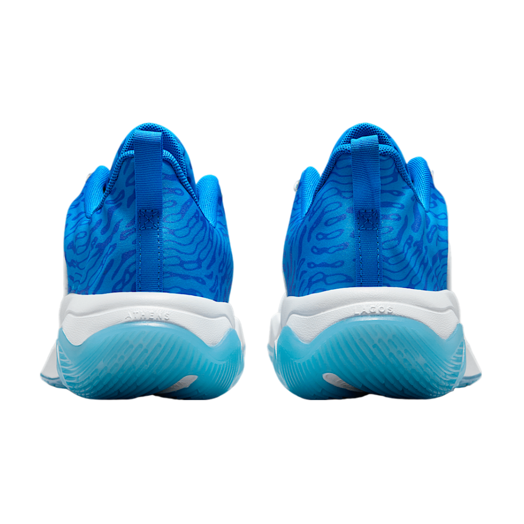 Nike Big Kids' Giannis Immortality 4 SE GS – HF1181-100