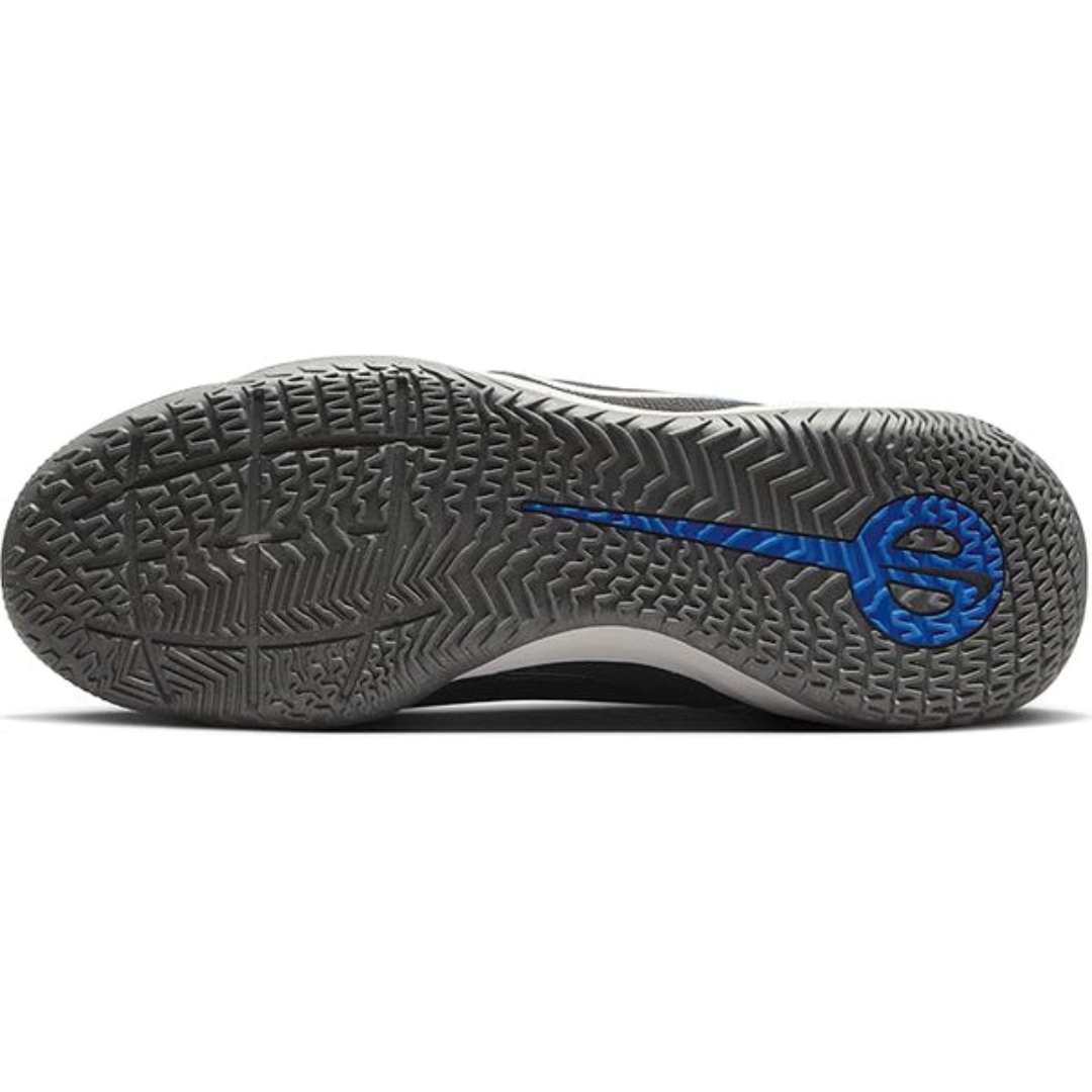 Nike Kid's Legend 10 Club Indoor Soccer Cleats DV4354 040