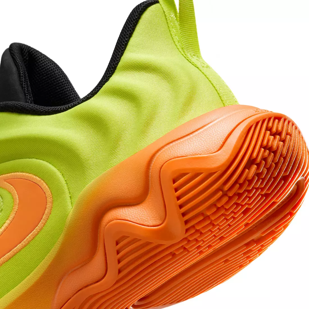 Nike Kids’ Grade School Immortality 4 Basketball Shoes FZ6734-301