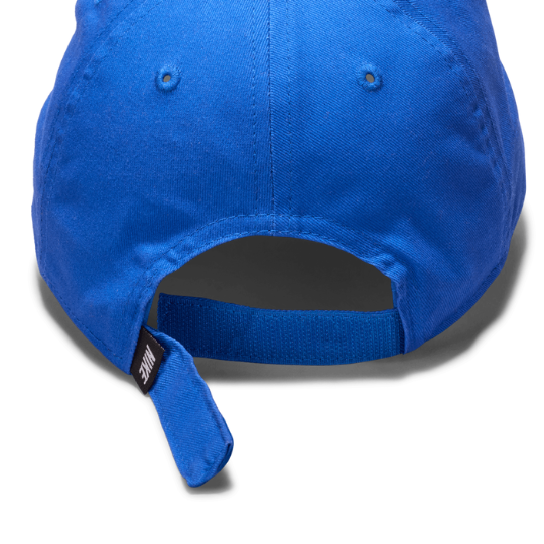 Nike Little Kids’ Futura Curved Brim Cap – Blue 8A2902-U89