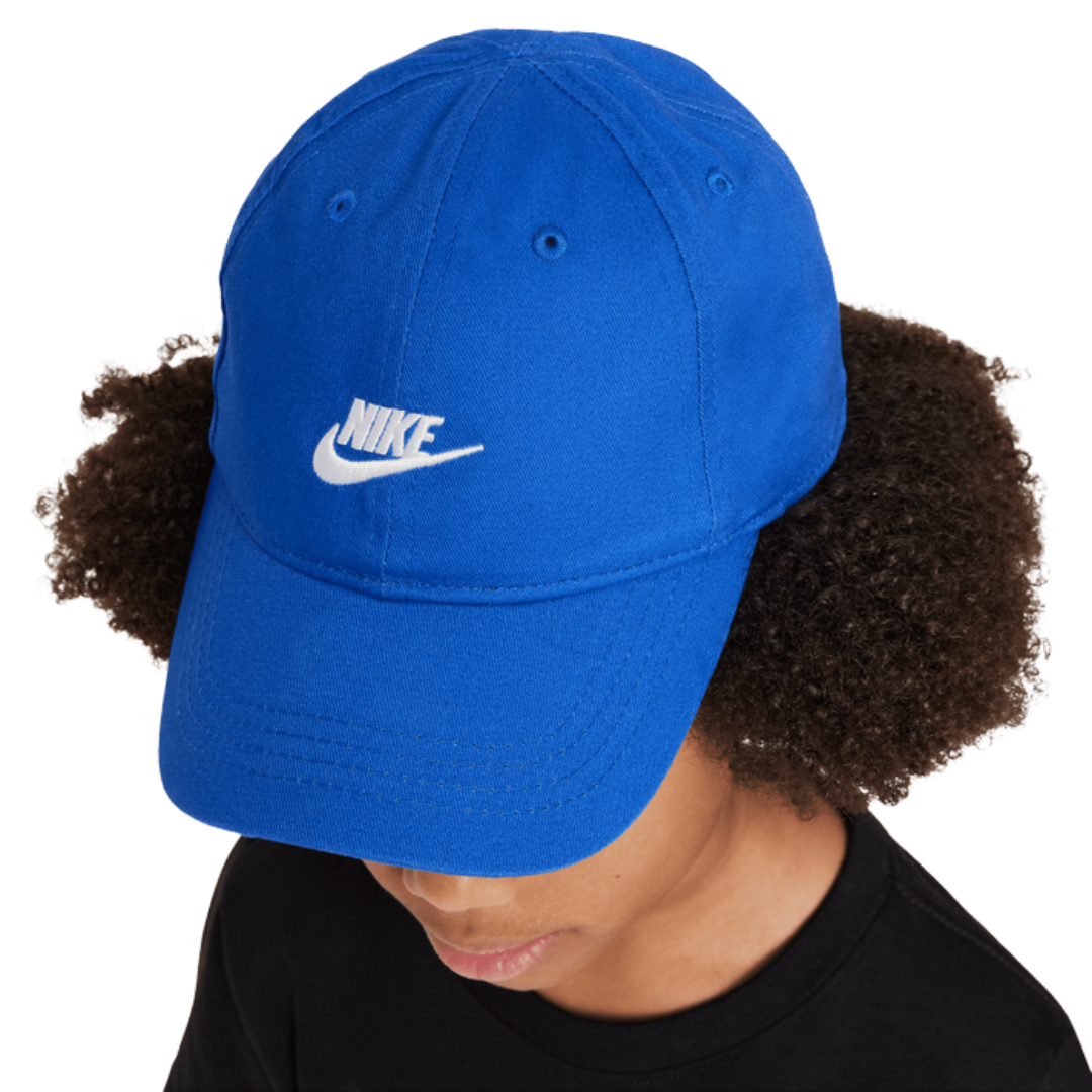Nike Little Kids’ Futura Curved Brim Cap – Blue 8A2902-U89