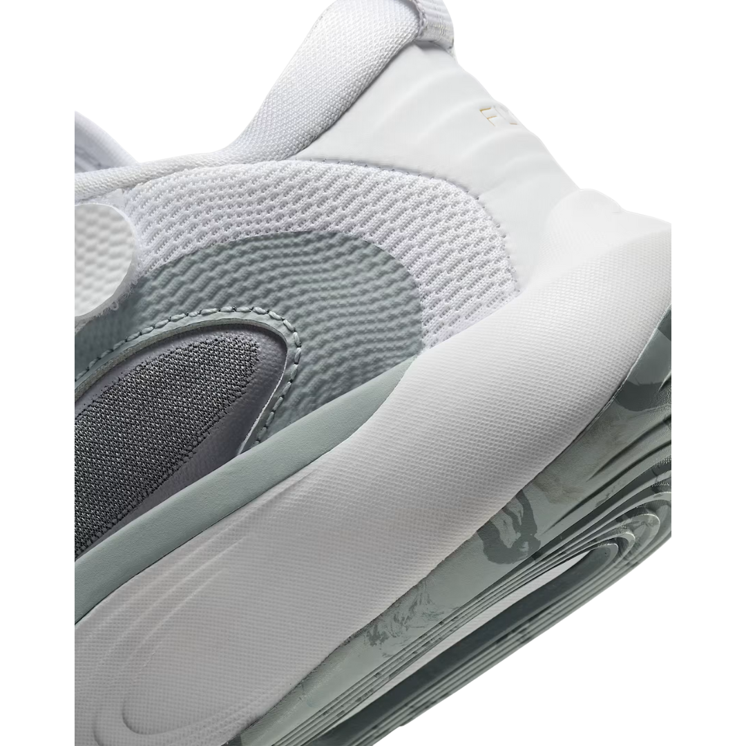 Nike Little Kids' IsoFly Basketball Shoes – FN7670-100