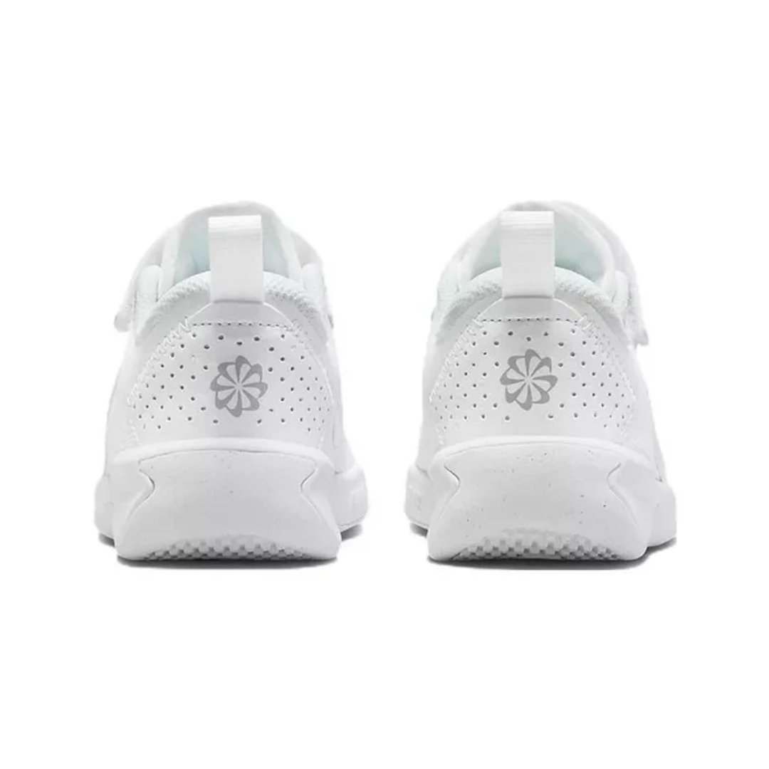 Nike Little Kids' Omni Multi-Court Low White Shoes DM9026-100