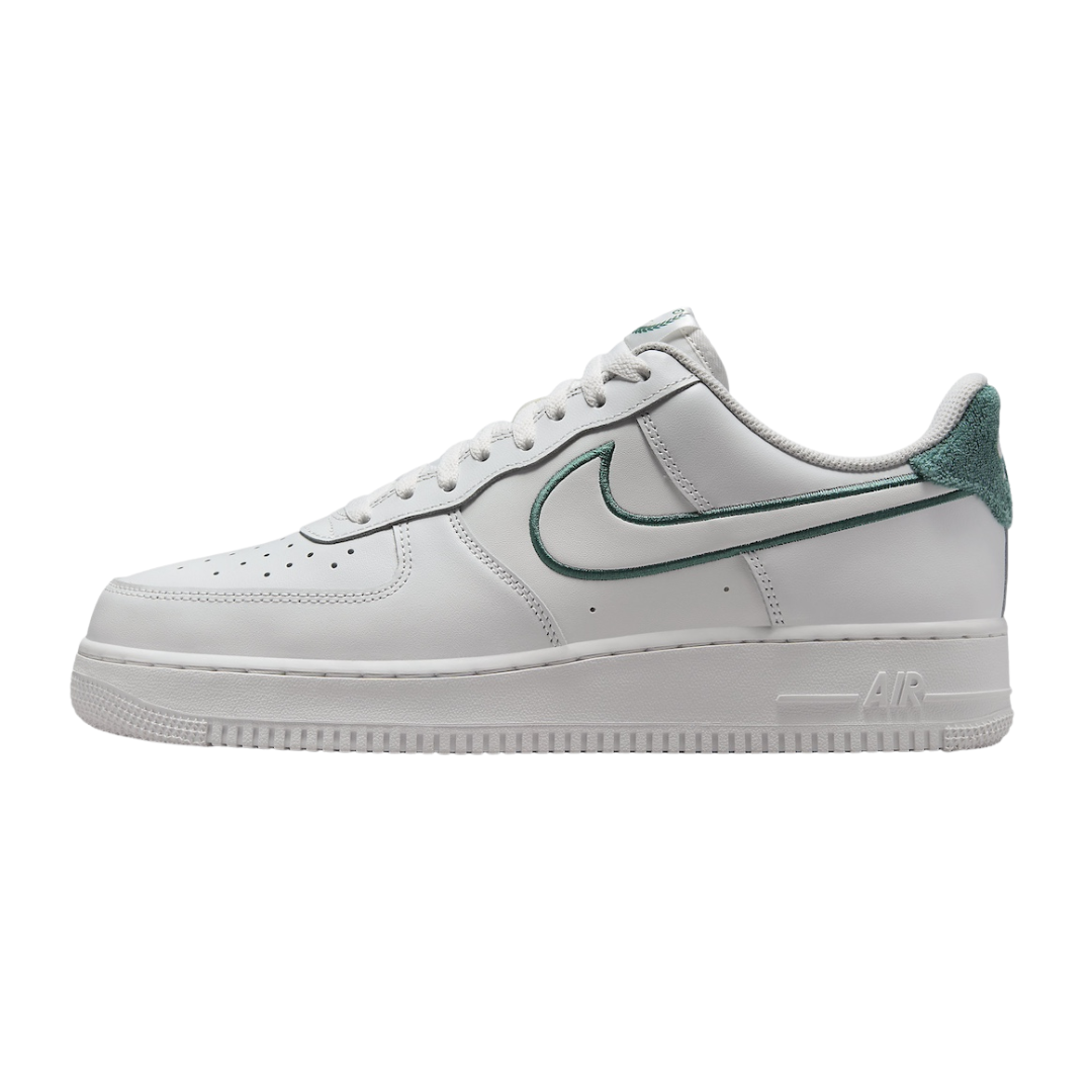 Nike Men's Air Force 1 '07 LV8 Shoes – FN8349-100