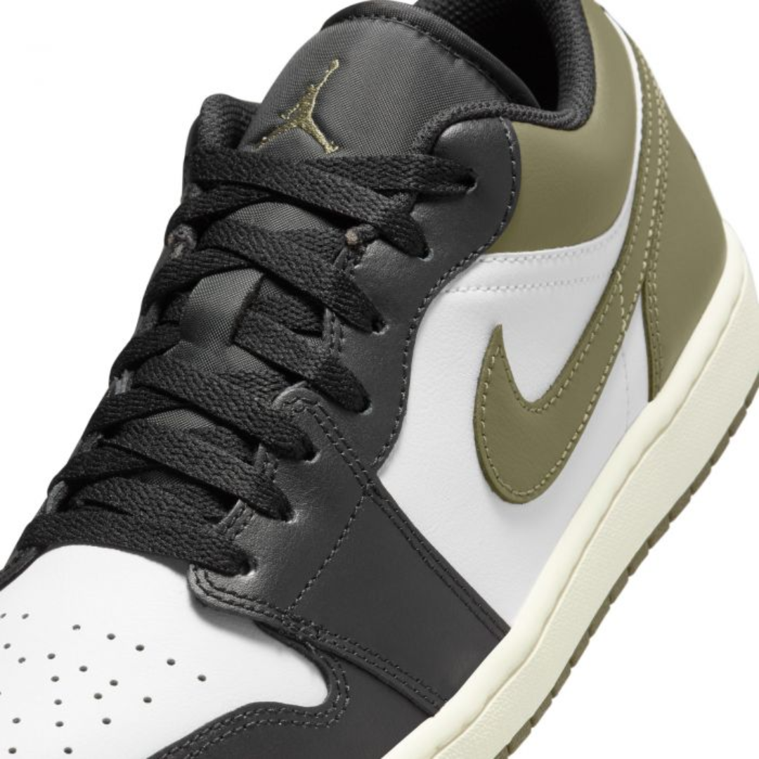 Nike Men's Air Jordan 1 Low Men’s Shoes – 553558-092