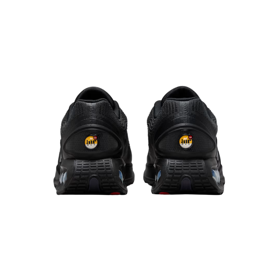 Nike Men's Air Max DN Shoes – Black DV3337-006