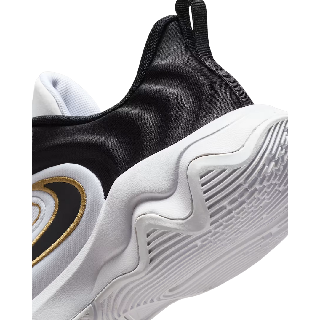 Nike Big Kids' Giannis Immortality 4 Basketball Shoes - FZ6734-100
