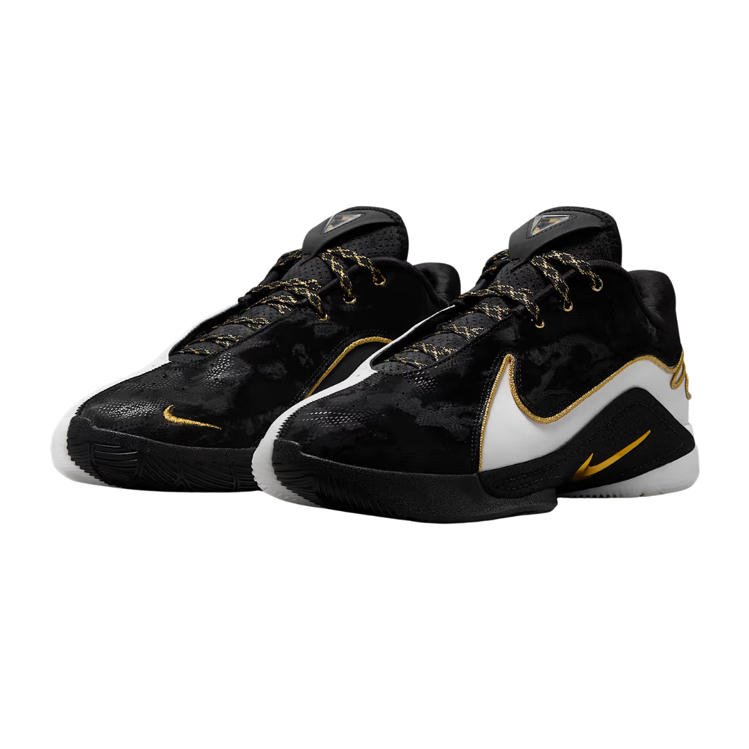 Nike Men's LeBron 22 Basketball Shoes – HV8454-100