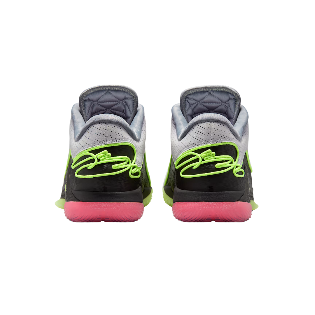 Nike Men's LeBron XXII Basketball Shoes – FZ1094-101
