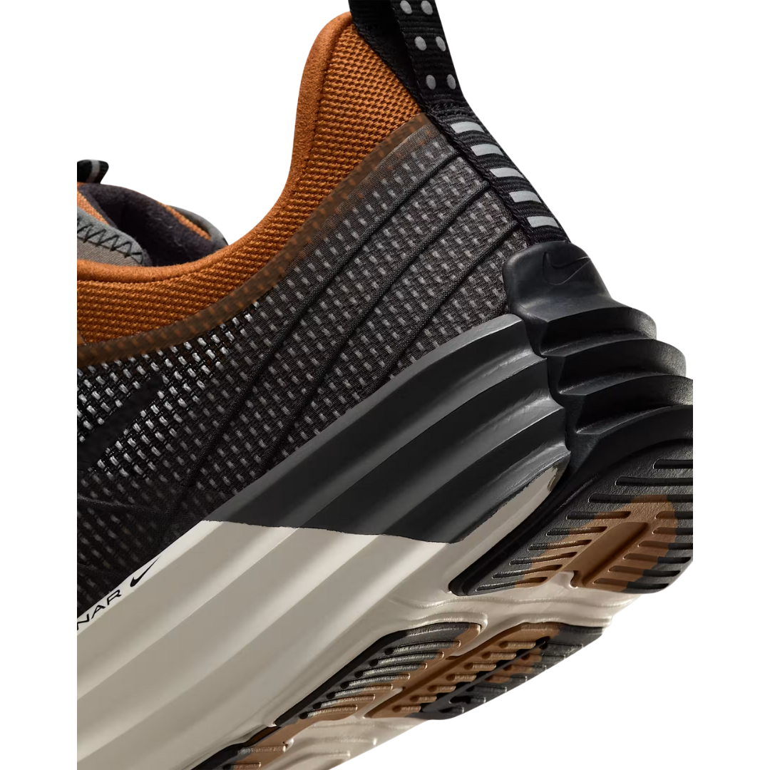 Nike Men's Lunar Roam SE Shoes – FZ8116-200