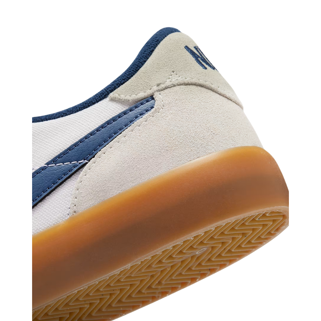 Nike Men's SB Heritage Vulc Skate Shoes CD5010-102
