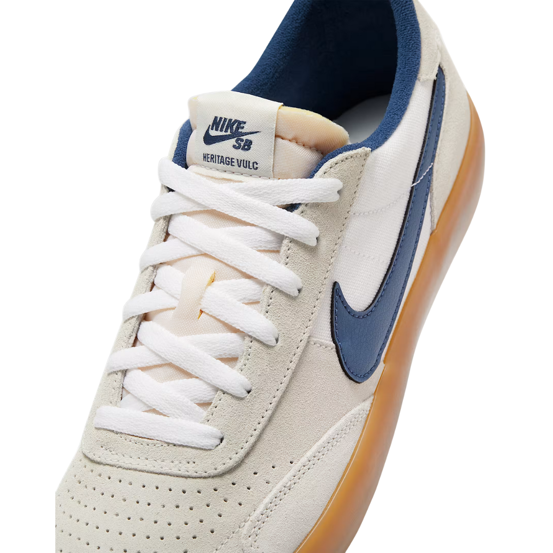 Nike Men's SB Heritage Vulc Skate Shoes CD5010-102