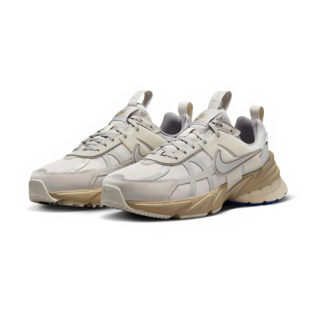 Nike Women's V2K Run GORE-TEX Running Shoes – Light Bone FZ2622-002
