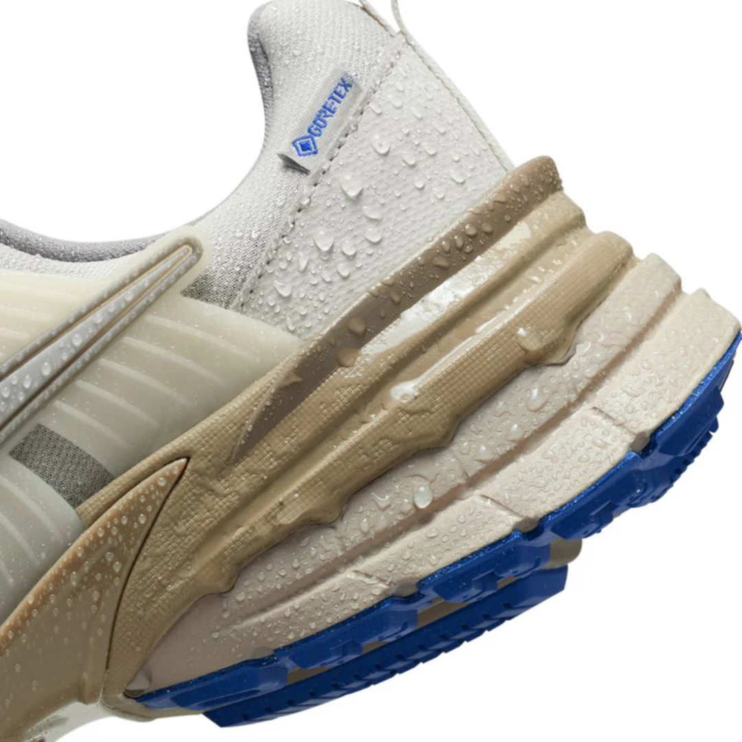 Nike Women's V2K Run GORE-TEX Running Shoes – Light Bone FZ2622-002