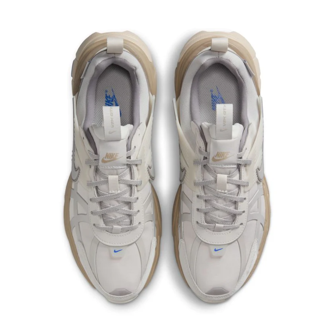 Nike Women's V2K Run GORE-TEX Running Shoes – Light Bone FZ2622-002