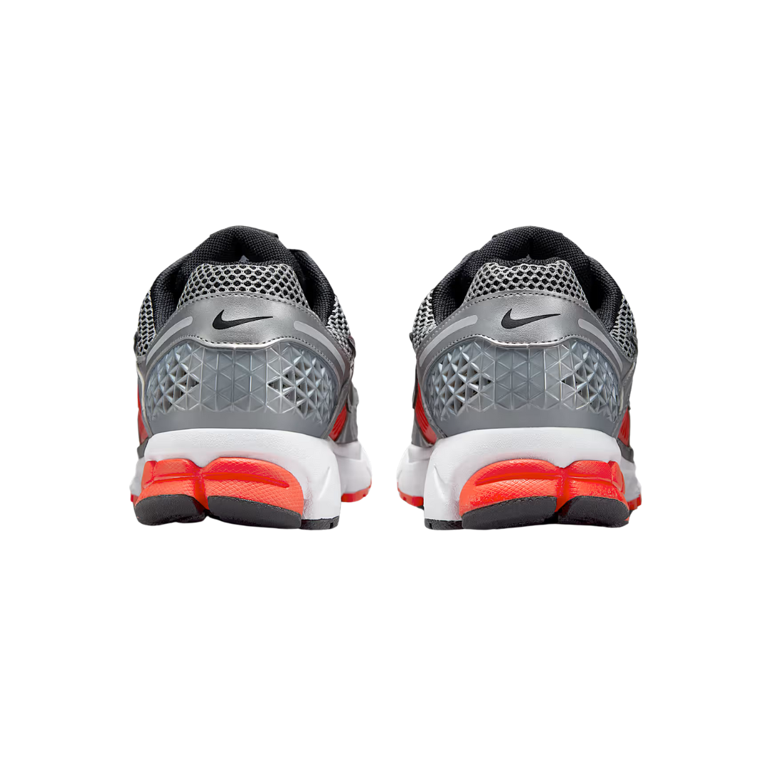 Nike Men’s Zoom Vomero 5 Shoes – Red/Sliver HV0926-095