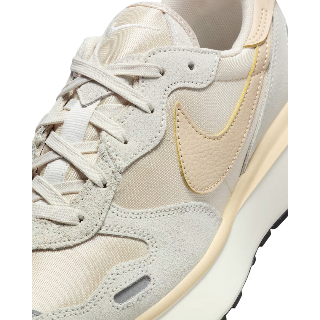 Nike Phoenix Waffle Women’s Shoes – FD2196-104