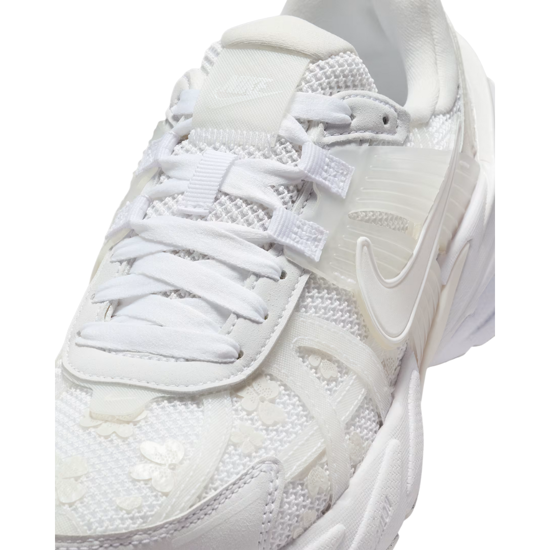 Nike Women’s V2K Run Shoes White- HJ5269-100