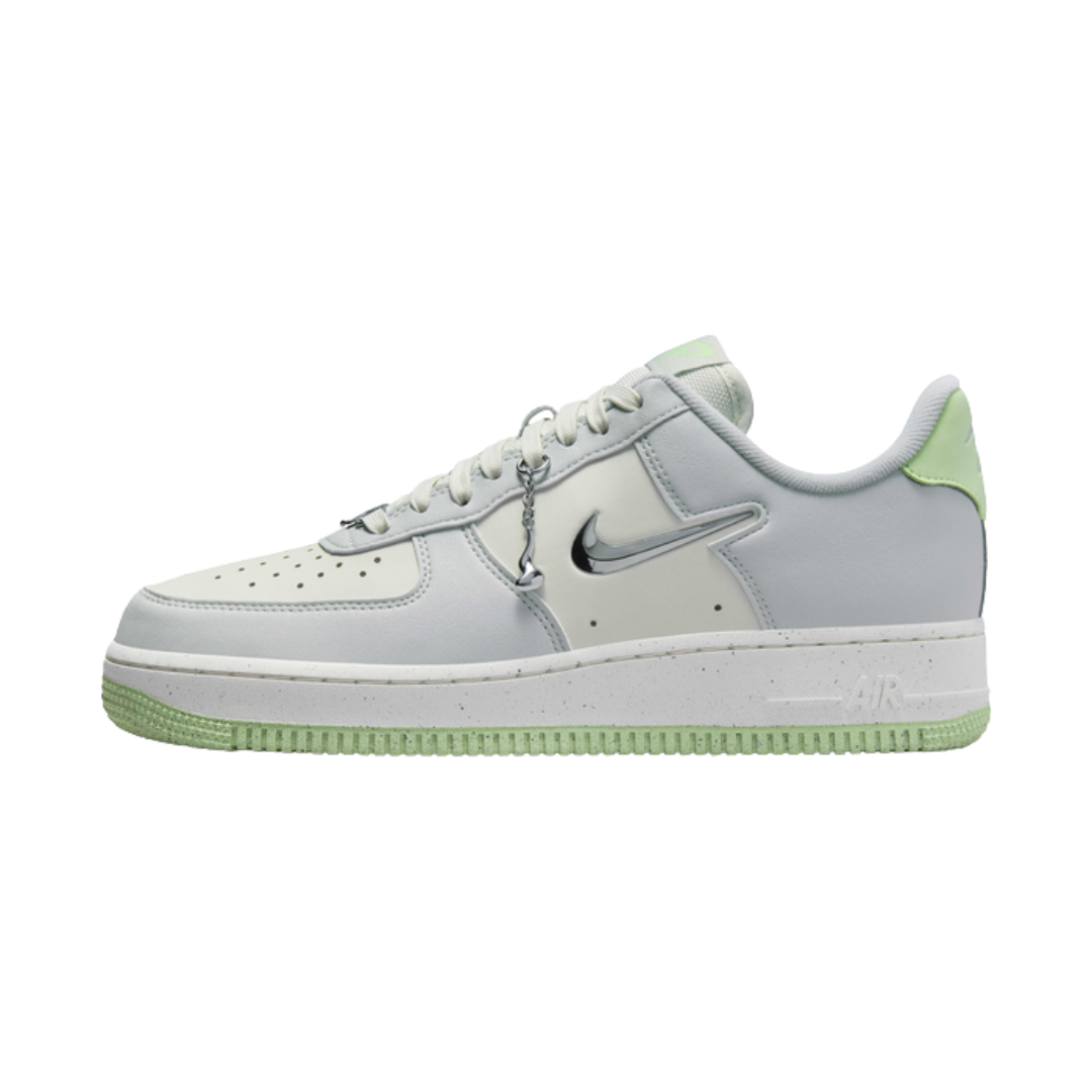 Nike Women's Air Force 1 '07 Next Nature SE – FN8540-001