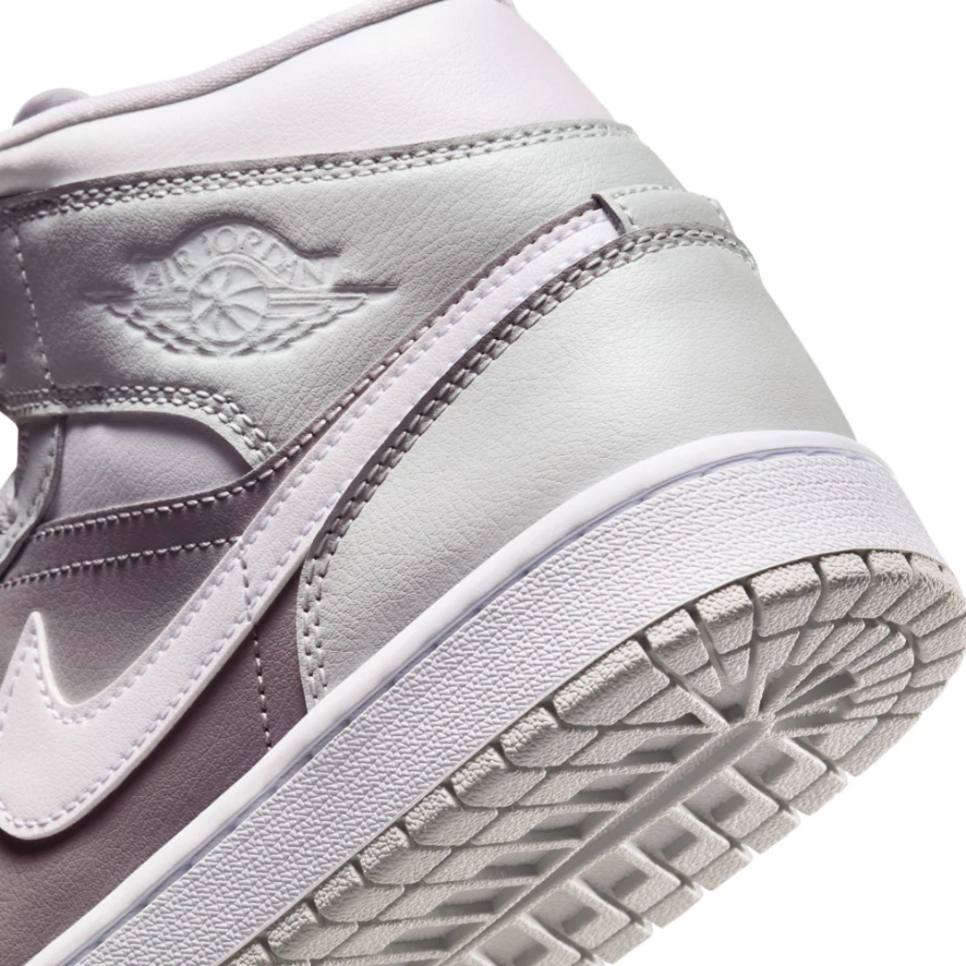 Nike Women's Air Jordan 1 Mid Shoes - BQ6472-021
