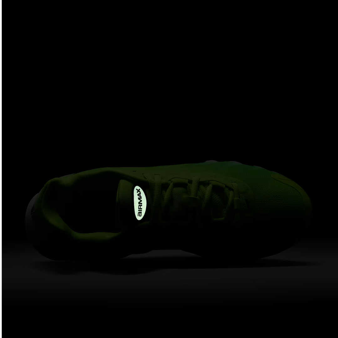 Nike Women’s Air Max DN 8 Shoes – HF5509-700