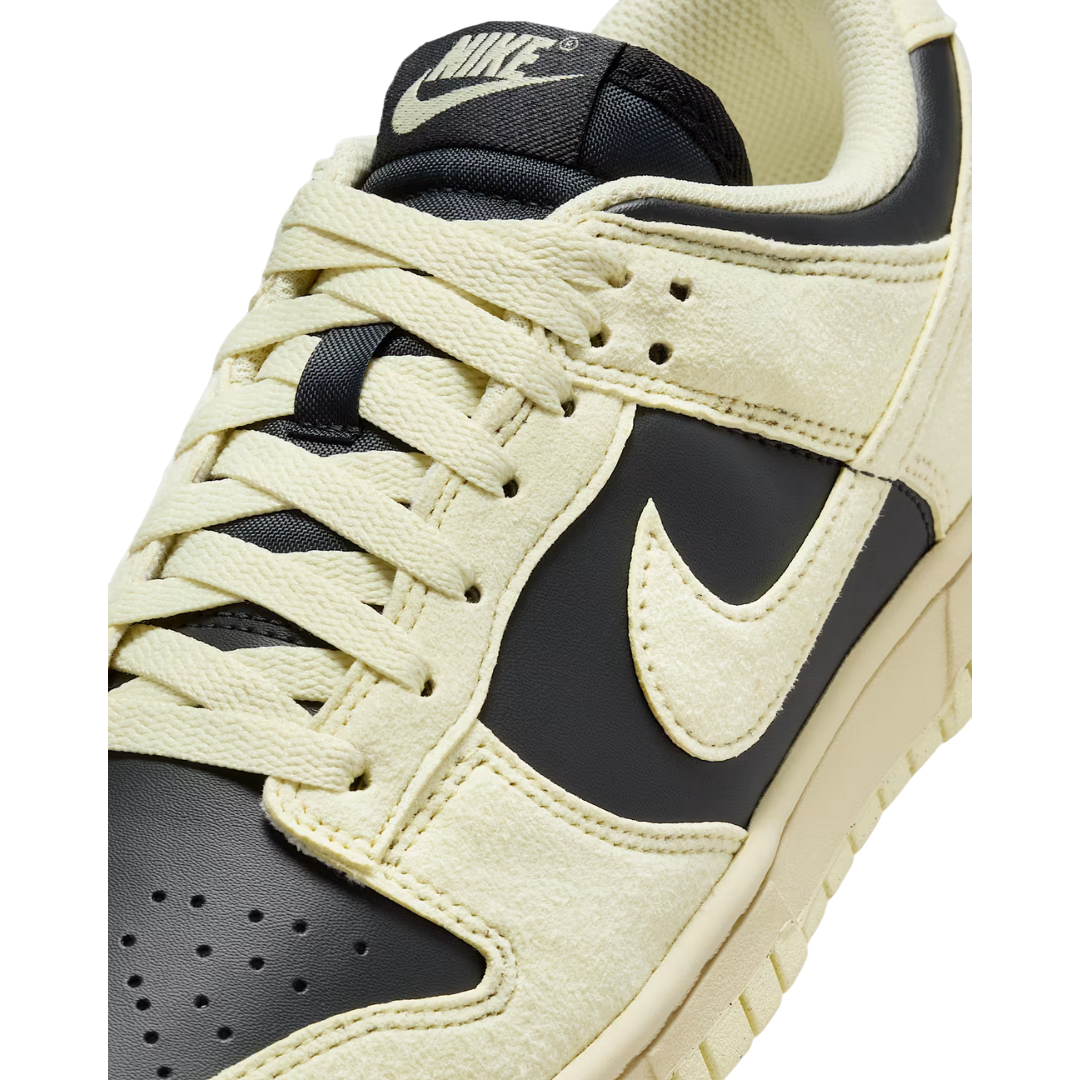 Nike Women’s Dunk Low Light Khaki Shoes – HJ7673-005