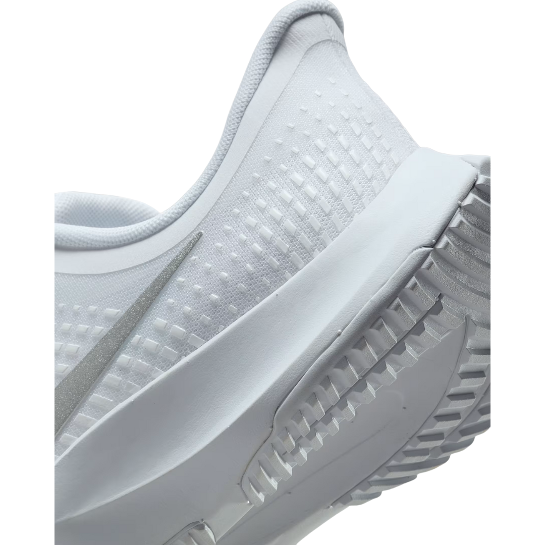Nike Women’s Power Flight Cheerleading Shoes – FV6290-100