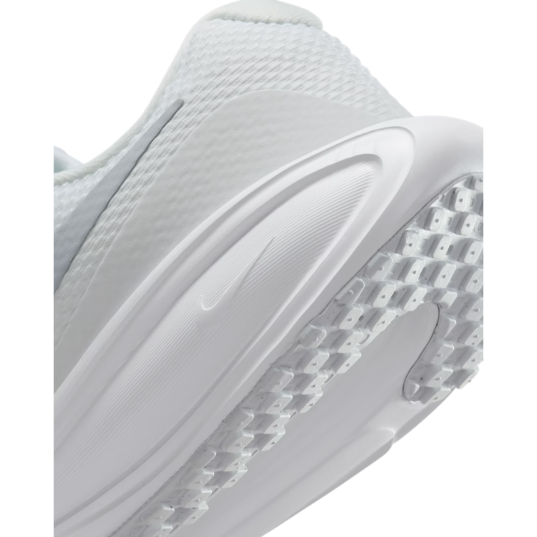Nike Women’s Revolution 8 Road Running Shoes (Extra Wide) – HQ1995-100