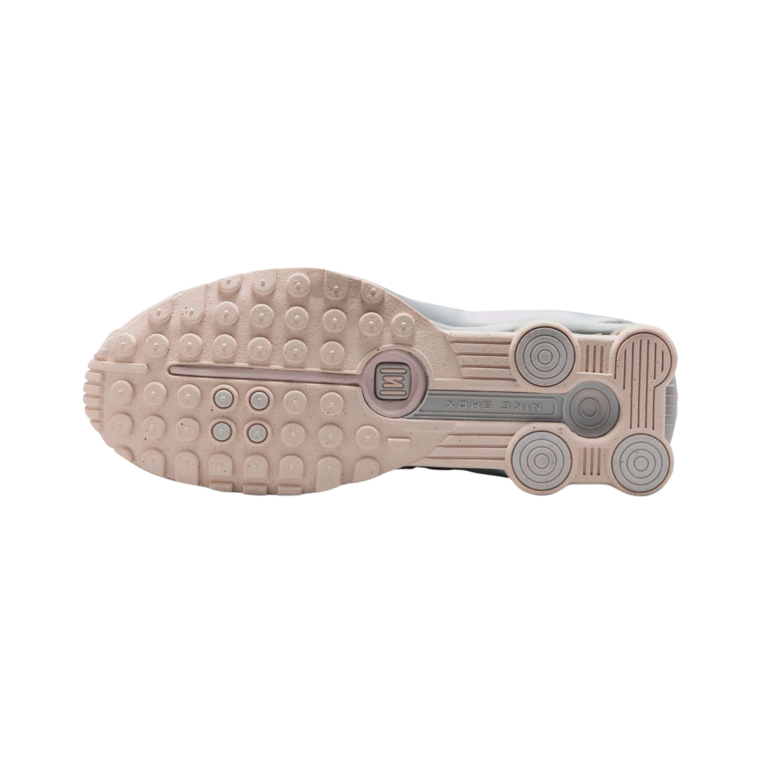 [Nike] ナイキ W SHOX R4 / AR3565-600★追跡あり Nike Women's Shox R4 Shoes – AR3565-600